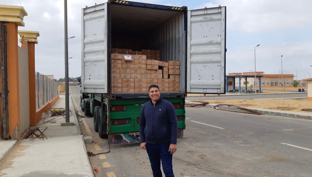 سخان مياه شمسي بانل مسطح 300 لتر بخزان استانلس ستيل مقاوم للصدأ